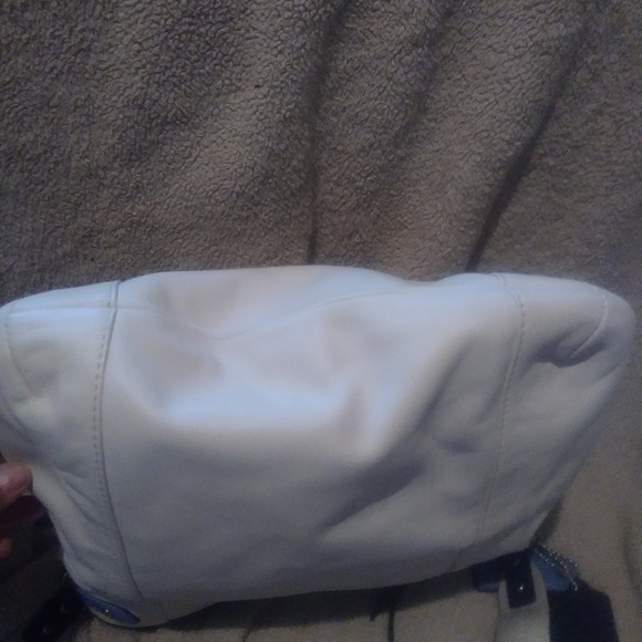 Coach White Leather Cross Body Bag - Picture 6 of 7